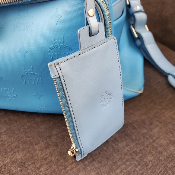 MCM Backpack Resistant Monogram Medium - Picture 7 of 8